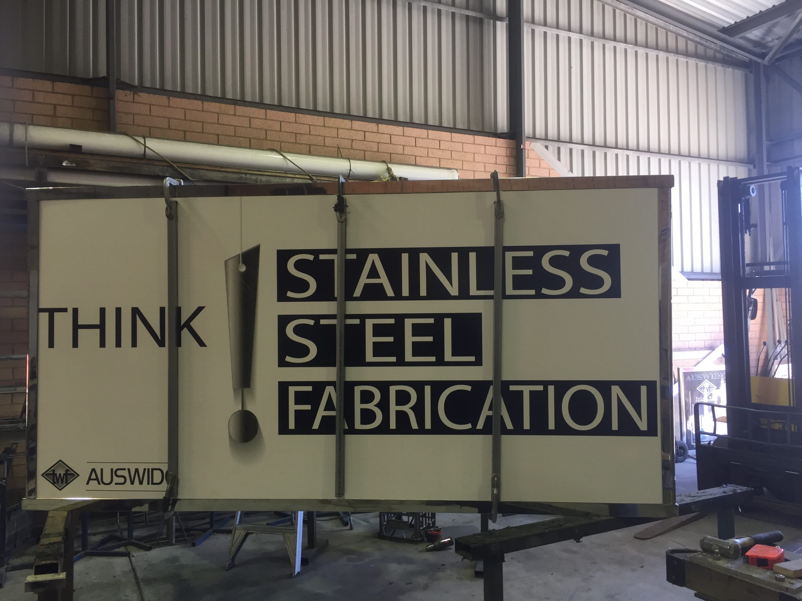Stainless steel balustrade and handrail Perth